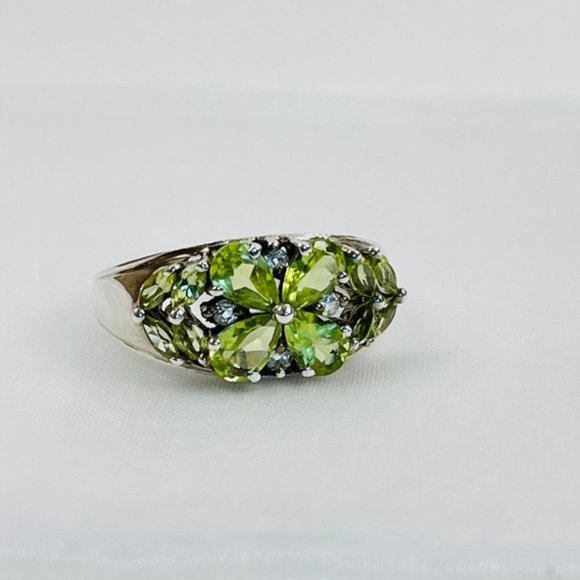 Custom Peridot & Diamond Gemstone Sterling Silver .925 Women's Ring Size 8 - Picture 3 of 7